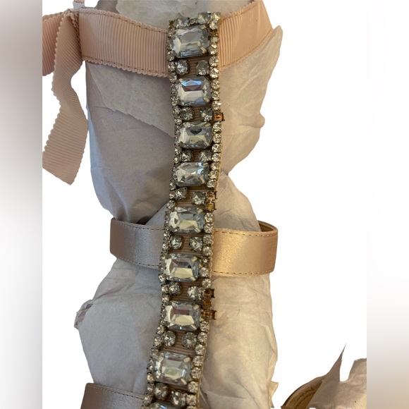 Jewel Badgley Mischka Henderson embellished sandals. Size 8 - Picture 6 of 7